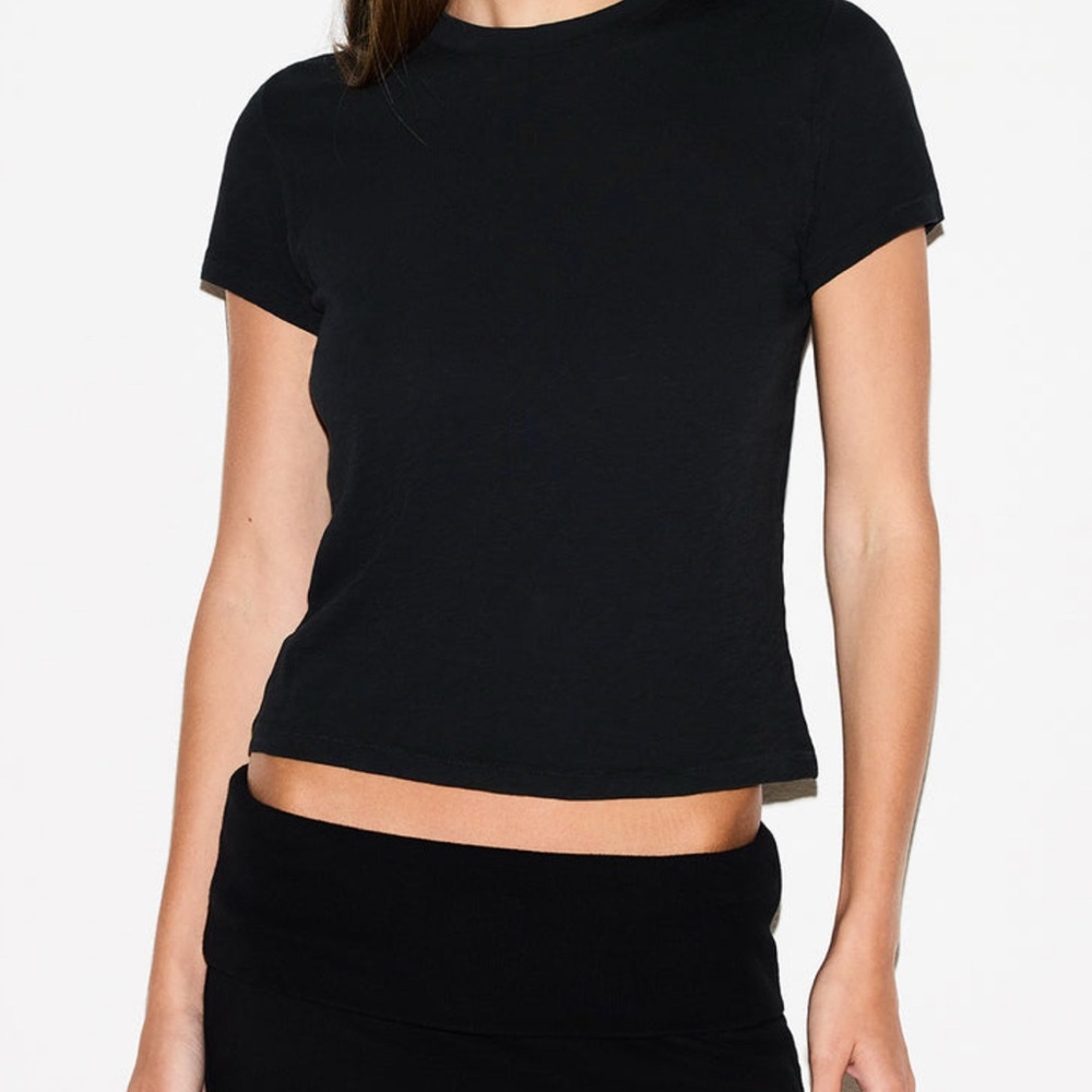 NWT SKIMS Shrunken T-shirt